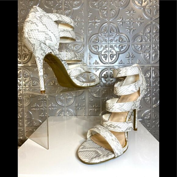 NWOB Wild Diva   - Picture 2 of 5